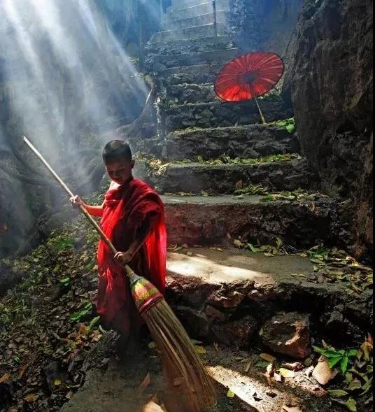 �����еĳ�ν����ʦ��������ʦ������ʦ����ʲô����