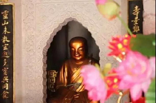 ���ߴ�ʦ�뾻������