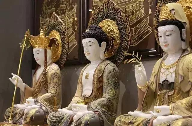 法国总统首次访华,第一站竟然是一座千年寺院!数数这几年,到寺院拜访的外国元首都有谁? 法国总统首次访华,第一站竟然是一座千年寺院!数数这几年,到寺院拜访的外国元首都有谁?