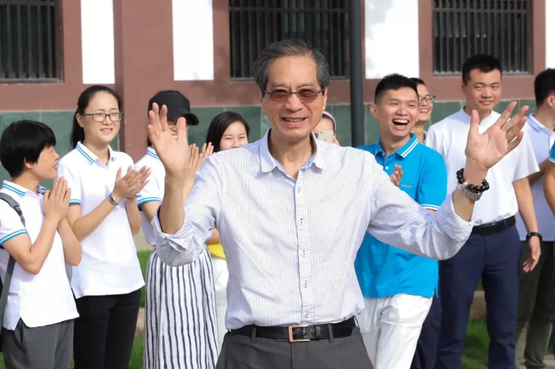 ŵ������ѧ����ѡ�����ڹ⣺��Ϊʲô������̣�