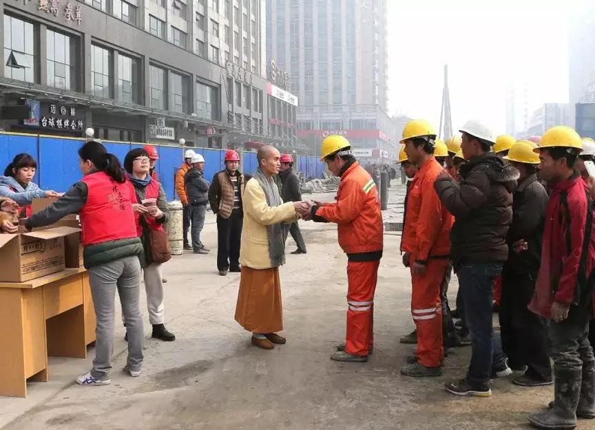 欢欢喜喜过腊八_|_送您一份到寺院免费结缘腊八粥指南 欢欢喜喜过腊八_|_送您一份到寺院免费结缘腊八粥指南