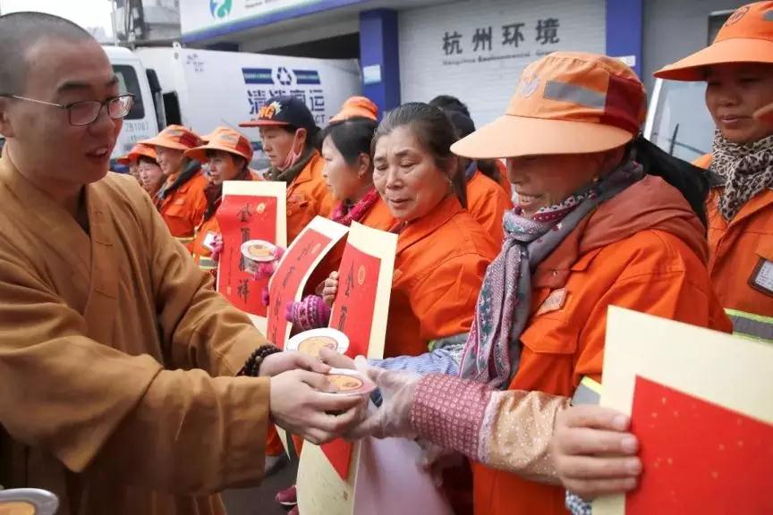欢欢喜喜过腊八_|_送您一份到寺院免费结缘腊八粥指南 欢欢喜喜过腊八_|_送您一份到寺院免费结缘腊八粥指南