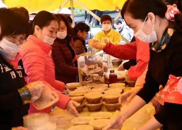 欢欢喜喜过腊八_|_送您一份到寺院免费结缘腊八粥指南 欢欢喜喜过腊八_|_送您一份到寺院免费结缘腊八粥指南