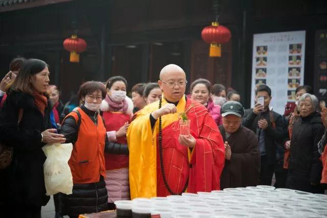欢欢喜喜过腊八_|_送您一份到寺院免费结缘腊八粥指南 欢欢喜喜过腊八_|_送您一份到寺院免费结缘腊八粥指南