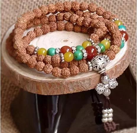 �˻�ò�̤ʵ����ΪǮ�����ò�̤ʵ