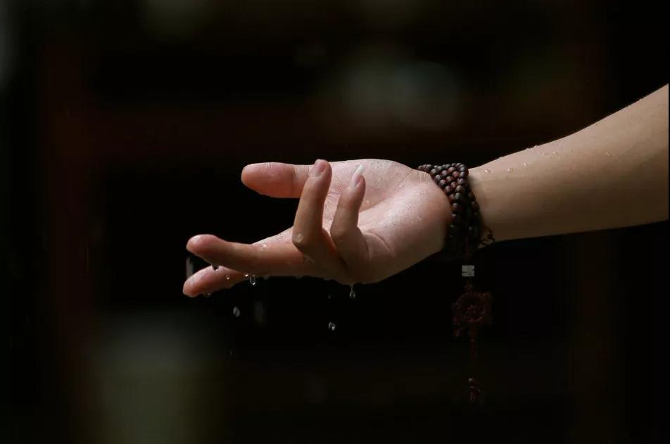 ��������һ�Ÿ�����������˶����ˣ�