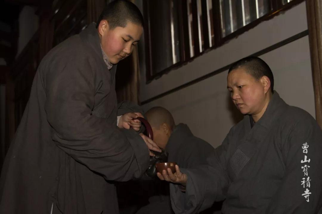 ������ʦ���ǵı�����������