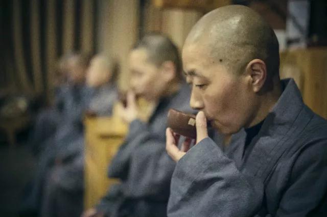 ������ʦ���ǵı�����������