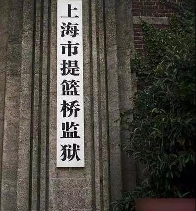 �����ǽ���ʯ���ߵĽ������Ǻ���Ե��Ϊһ��������ɮ��