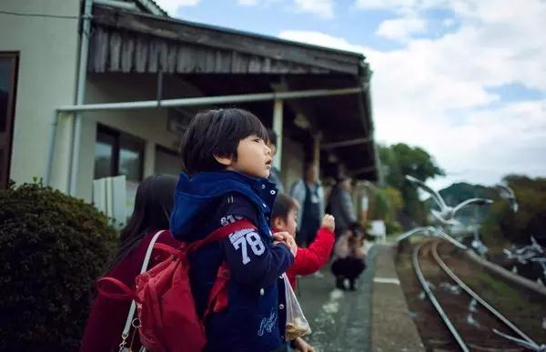 ���и�ĸ������Ե���ʵ����ĺ��ӱؽ�ƽ��