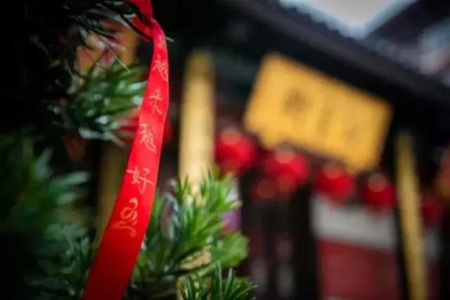 ����ķ���´��������͸��и���������