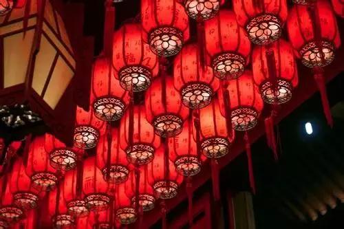 ����ķ���´��������͸��и���������