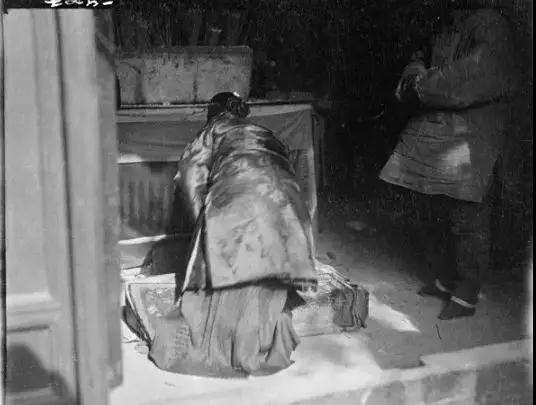 �������Ƭ_|_��ǰ����������ô�����ڵģ�