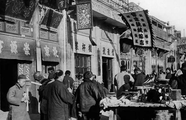 �������Ƭ_|_��ǰ����������ô�����ڵģ�