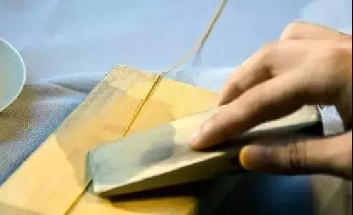 �����й���һ������ױ���ˣ���4.5�׸߶�����65��