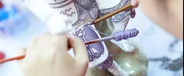 �����й���һ������ױ���ˣ���4.5�׸߶�����65��