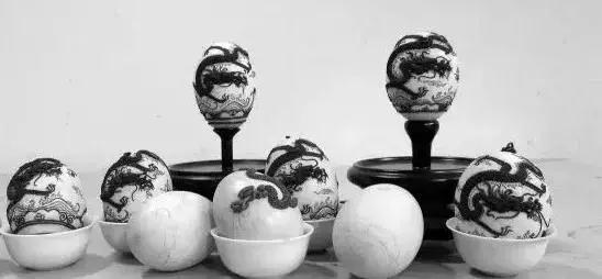 �����й���һ������ױ���ˣ���4.5�׸߶�����65��