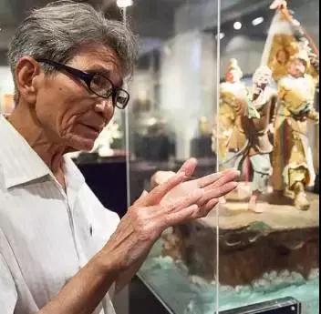 �����й���һ������ױ���ˣ���4.5�׸߶�����65��