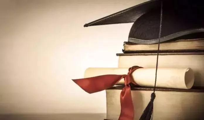 ���ڲ��Ǻ����ѳ����ӣ����ǡ���Ҹ��������˶��ٺ���