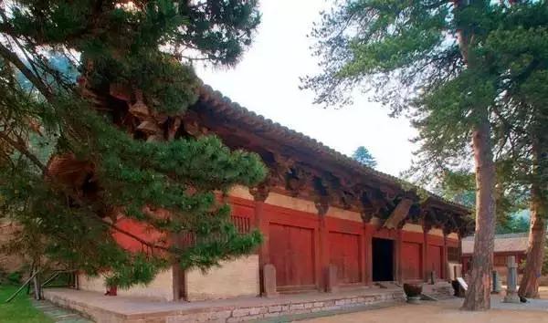 ����1200�������������10�ꡰ�չء����ݱ��ˣ�