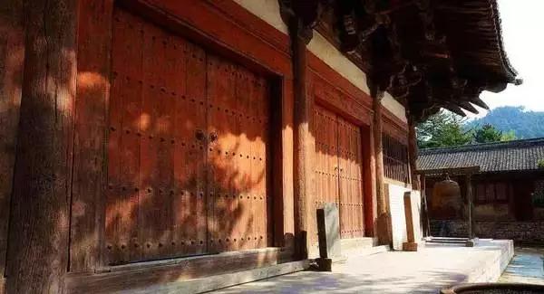 ����1200�������������10�ꡰ�չء����ݱ��ˣ�