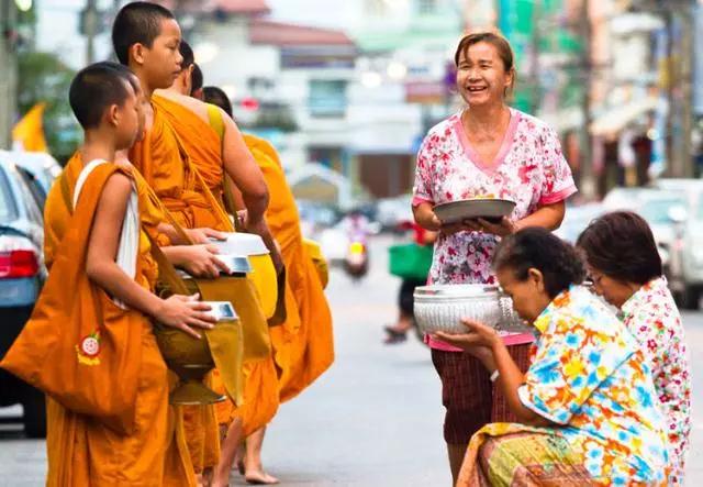 Ϊʲô���ǹ�����ɮ��_���ø�лɮ�ˣ�