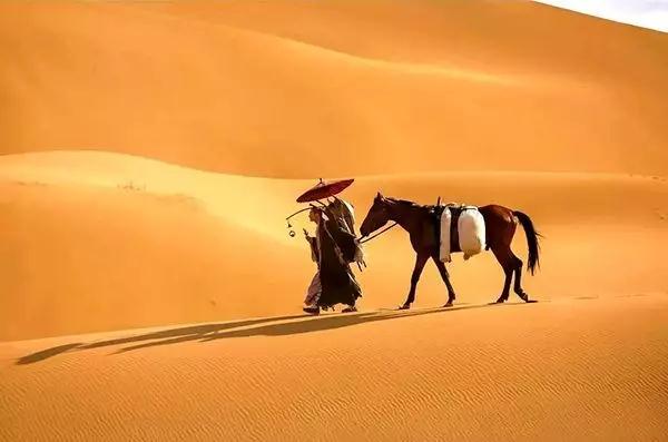 ���۳��ϣ����ʷ�ʦ�޳֡��ľ�������ʤ��Ӧ