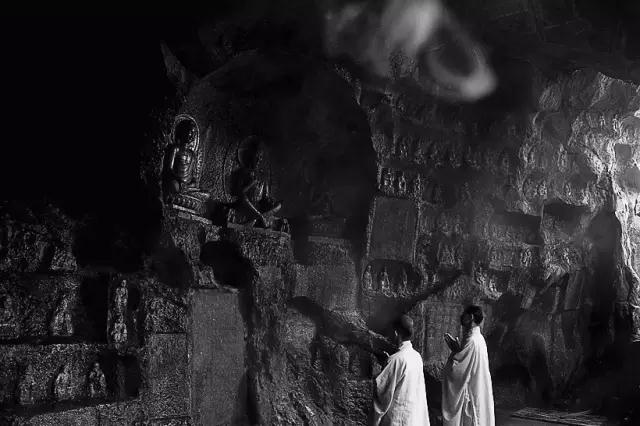 ����۾�����������������һ���Ƿ�