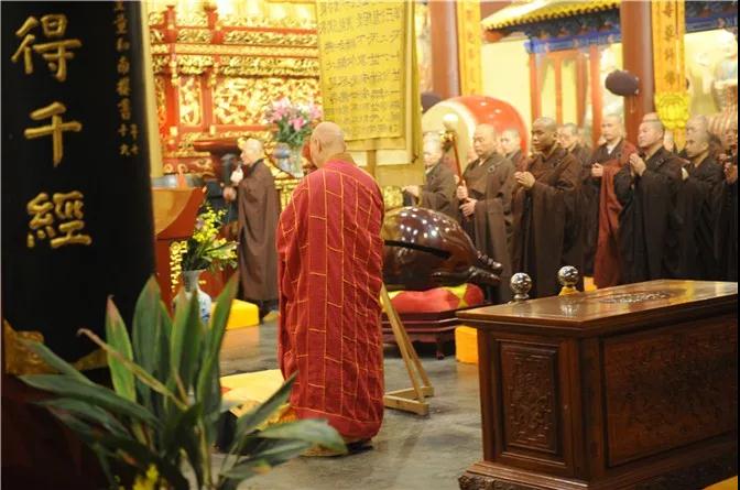 ���ʱ������Ҫ̤̤ʵʵ���ֻغ����������չʾ����