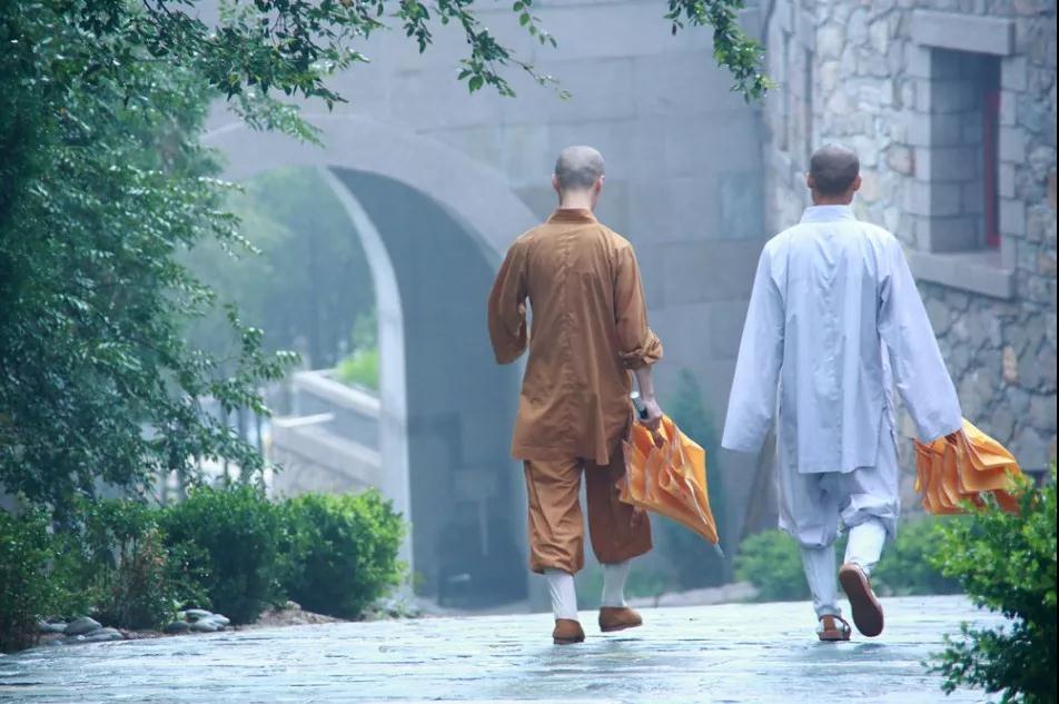 �ϰ�׬Ǯ�����У������ܷ��ã�