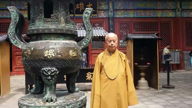 和尚回寺要买票,瞻礼祖师舍利一次10元_|_这座千年祖庭的“商业化之路”还要走多久? 和尚回寺要买票,瞻礼祖师舍利一次10元_|_这座千年祖庭的“商业化之路”还要走多久?