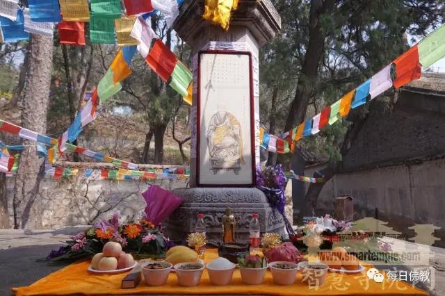 和尚回寺要买票,瞻礼祖师舍利一次10元_|_这座千年祖庭的“商业化之路”还要走多久? 和尚回寺要买票,瞻礼祖师舍利一次10元_|_这座千年祖庭的“商业化之路”还要走多久?