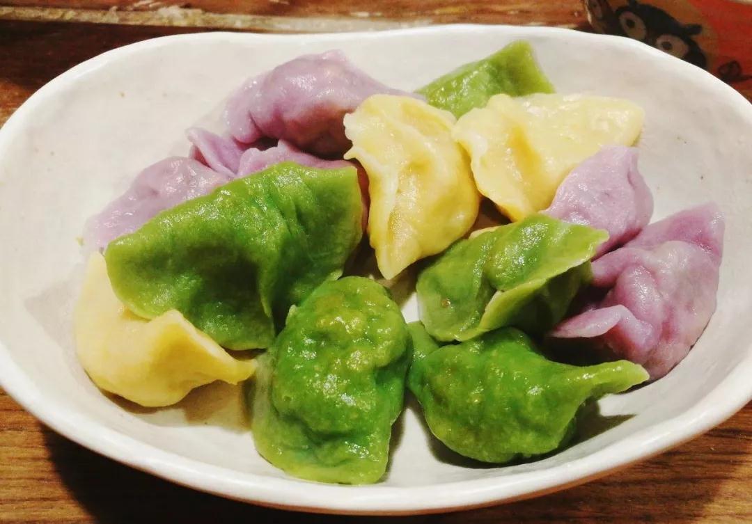 人物_|_她开了家仅有一张桌子的饺子店,没有收银员,无酒无肉,却治愈无数过客! 人物_|_她开了家仅有一张桌子的饺子店,没有收银员,无酒无肉,却治愈无数过客!