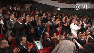 人物_|_端茶倒水30年,她与影帝古天乐同台领奖 人物_|_端茶倒水30年,她与影帝古天乐同台领奖