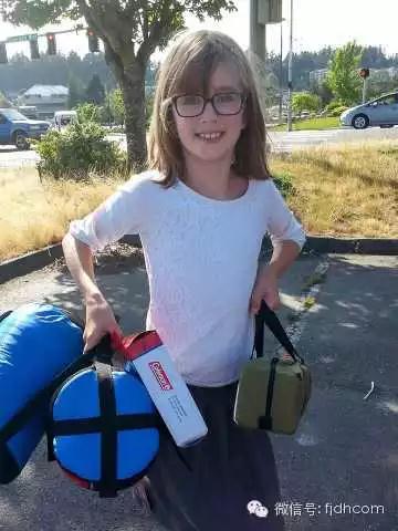 人物_|_她只有9岁,却喂饱了镇上所有的流浪汉,还改变了世界对他们的态度 人物_|_她只有9岁,却喂饱了镇上所有的流浪汉,还改变了世界对他们的态度