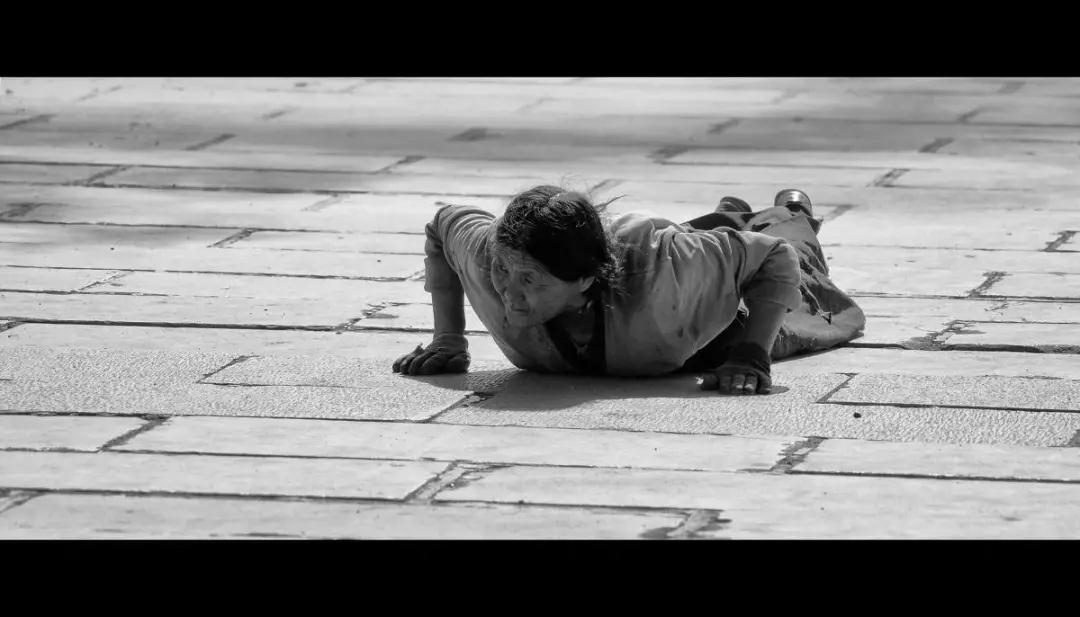 答疑_|_祈祷三宝加持,到底管不管用? 答疑_|_祈祷三宝加持,到底管不管用?