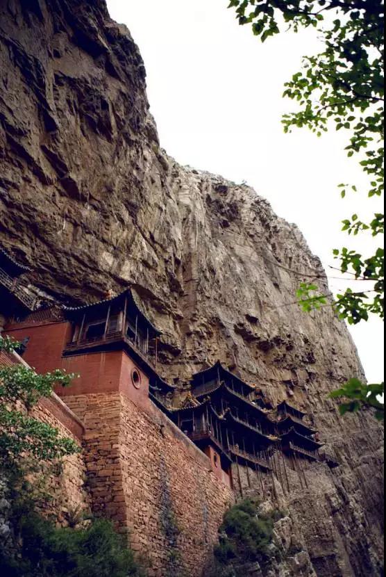 �й����յ�6������������������ǧ���꣬���һ���������˵��٣�