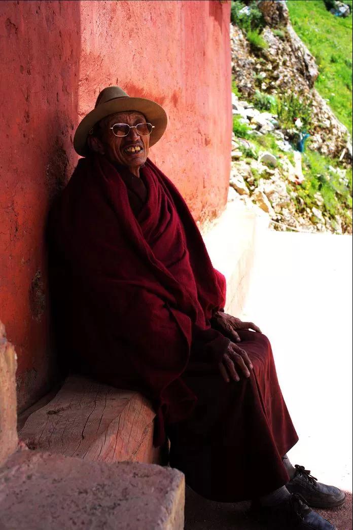 �й����յ�6������������������ǧ���꣬���һ���������˵��٣�