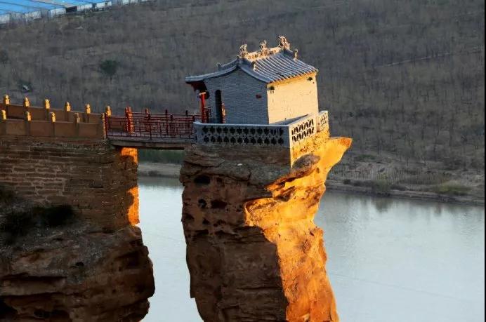 �й����յ�6������������������ǧ���꣬���һ���������˵��٣�