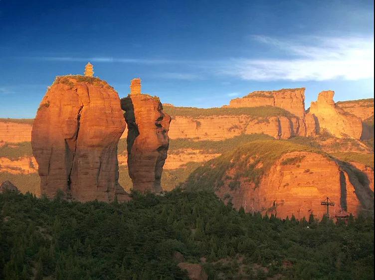 �й����յ�6������������������ǧ���꣬���һ���������˵��٣�