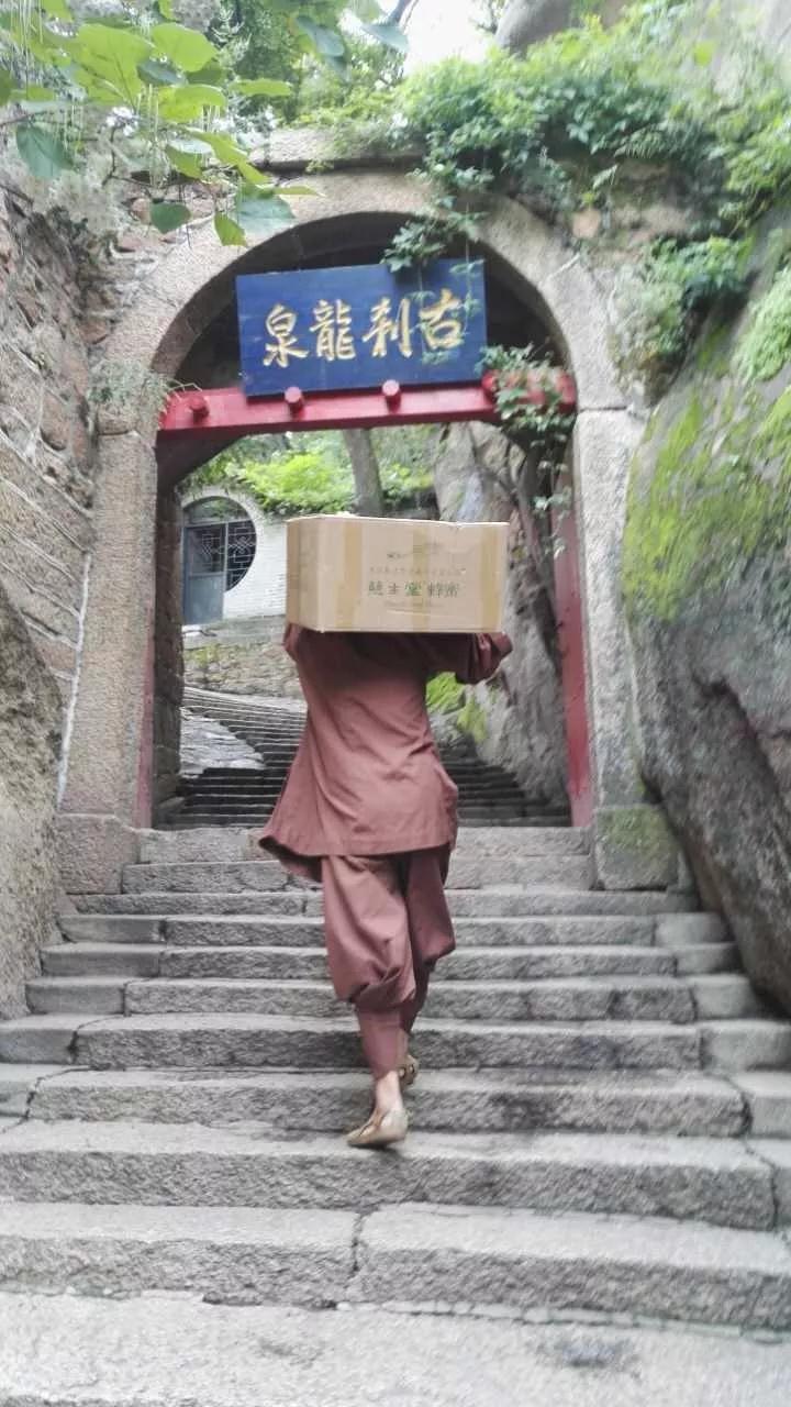 ��˵����˫�޵��˲��ܿ��򣬴�����ô��ĸ����񲻿�ϧ��