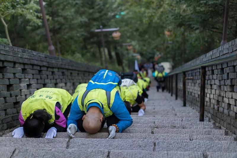 ��˵����˫�޵��˲��ܿ��򣬴�����ô��ĸ����񲻿�ϧ��