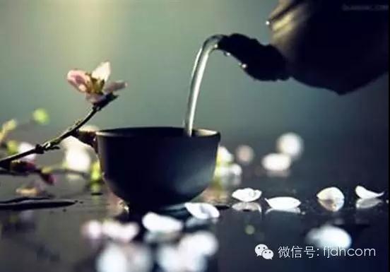 ��Բ�ҩ��ȣ�������ħ��Ϊ��Ҫ