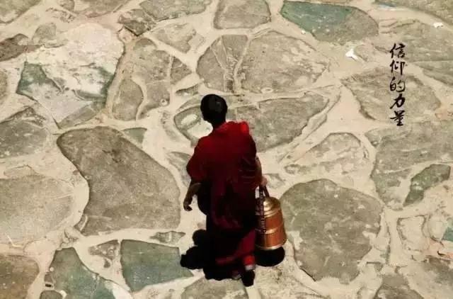 ��ʦ����Ȱ_����Լ�æ��һ����Ϳ��