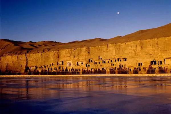 人物_|_这对北大情侣坚守58年,为中国留住1700年文化遗产 人物_|_这对北大情侣坚守58年,为中国留住1700年文化遗产