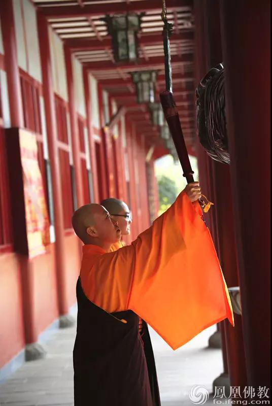 ���Ǿ���_|_����Ůɮһ�����ʵ����