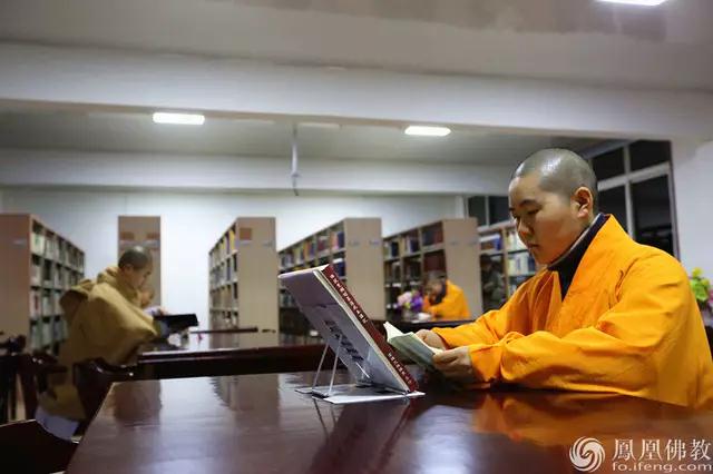 ���Ǿ���_|_����Ůɮһ�����ʵ����