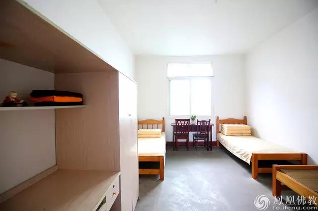 ���Ǿ���_|_����Ůɮһ�����ʵ����