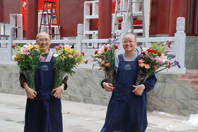 ���Ǿ���_|_����Ůɮһ�����ʵ����