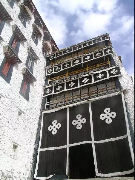 ѩ������_|_ʷ����ȫ���������ڲ���Ƭ�ع�